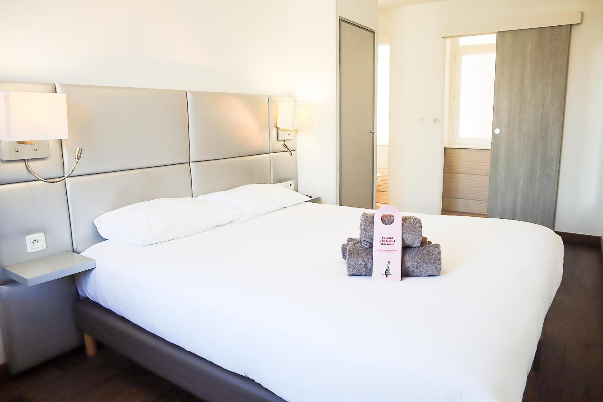 ליל Hotel Ambassadeur מראה חיצוני תמונה